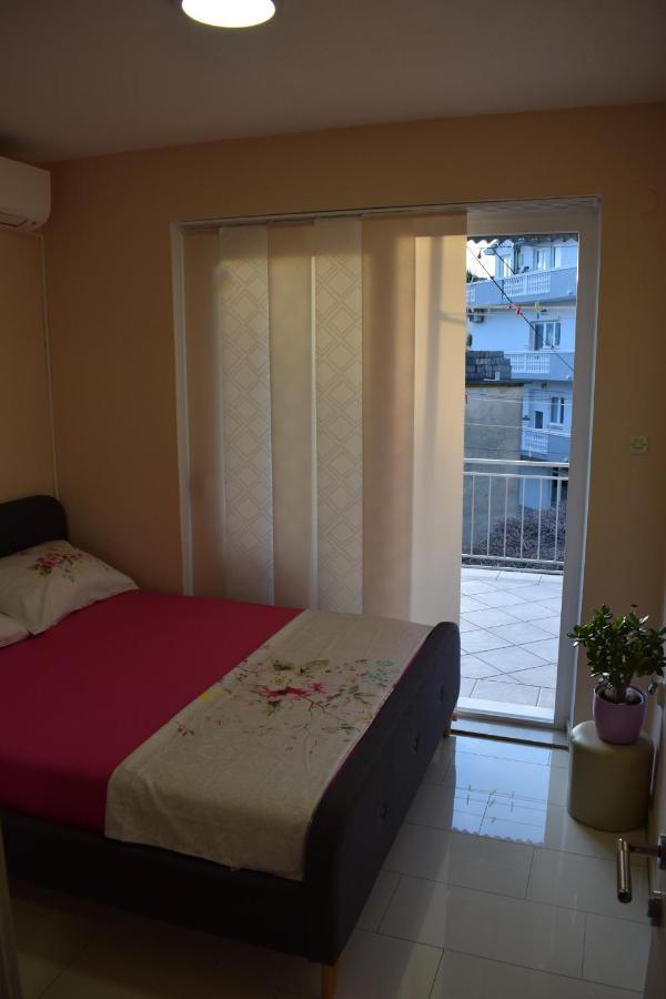 Apartman Gabriel Podgora Exterior photo