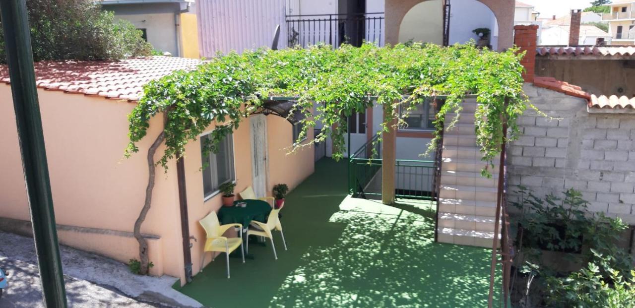 Apartman Gabriel Podgora Exterior photo